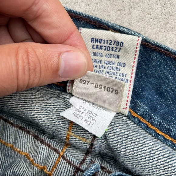 True Religion Ricky Big T Jeans - size 32 - Picture 12 of 13